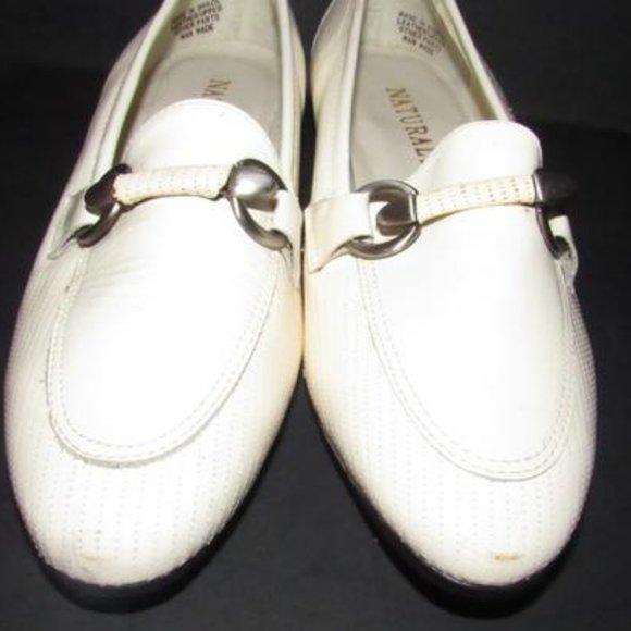 Naturalizer White Patent Loafers Bamboo Horse-bit - Picture 4 of 7